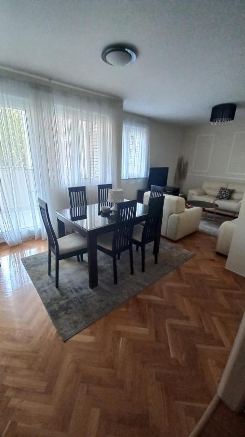 Urban Apartments Mostar Esterno foto